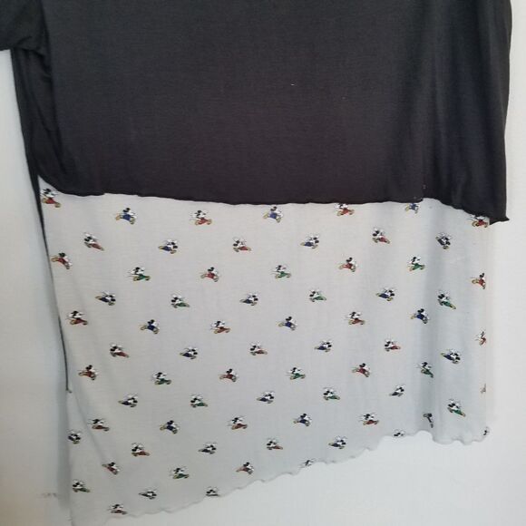 Disney Parks Mickey Asymmetrical Round Neck Long Line Layered Tee Shirt Large - Picture 5 of 11